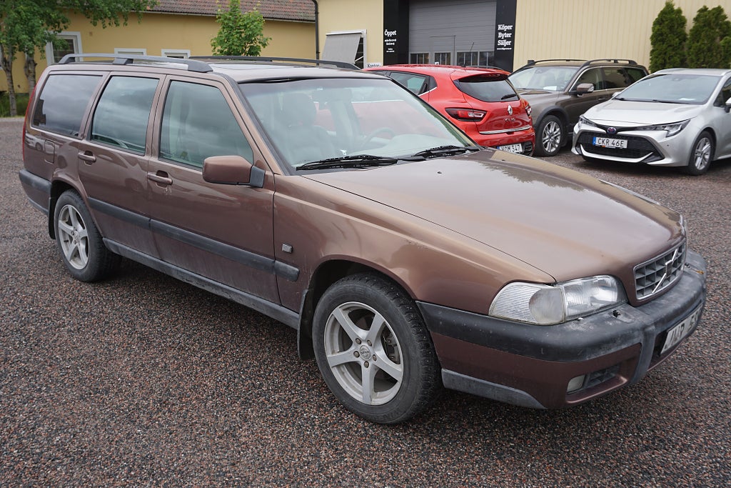 Volvo XC70 V70 XC 2.5 T AWD