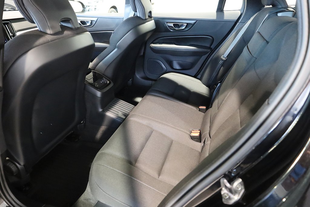 Volvo V60 Recharge T6 AWD Inscription Exp VOC Drag Leasbar 2022