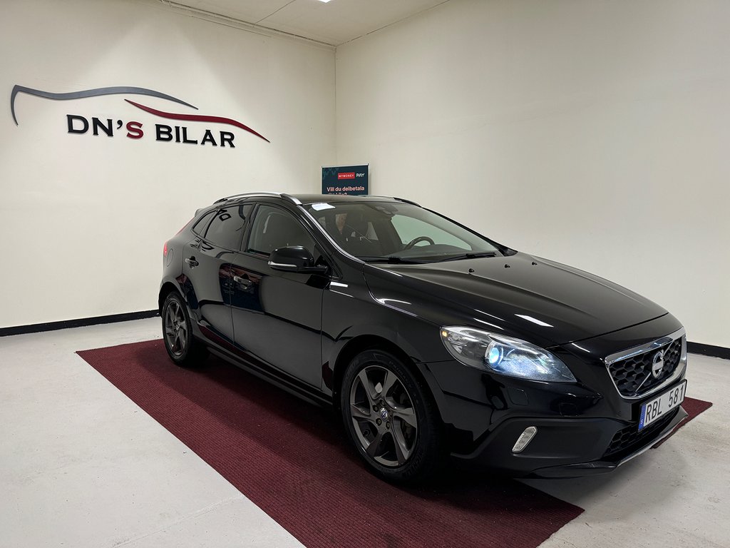 Volvo V40 Cross Country D3 Automat  Momentum Drag