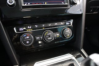 Kombi Volkswagen Passat 21 av 24