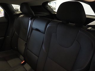 Halvkombi Volvo V40 Cross Country 15 av 21
