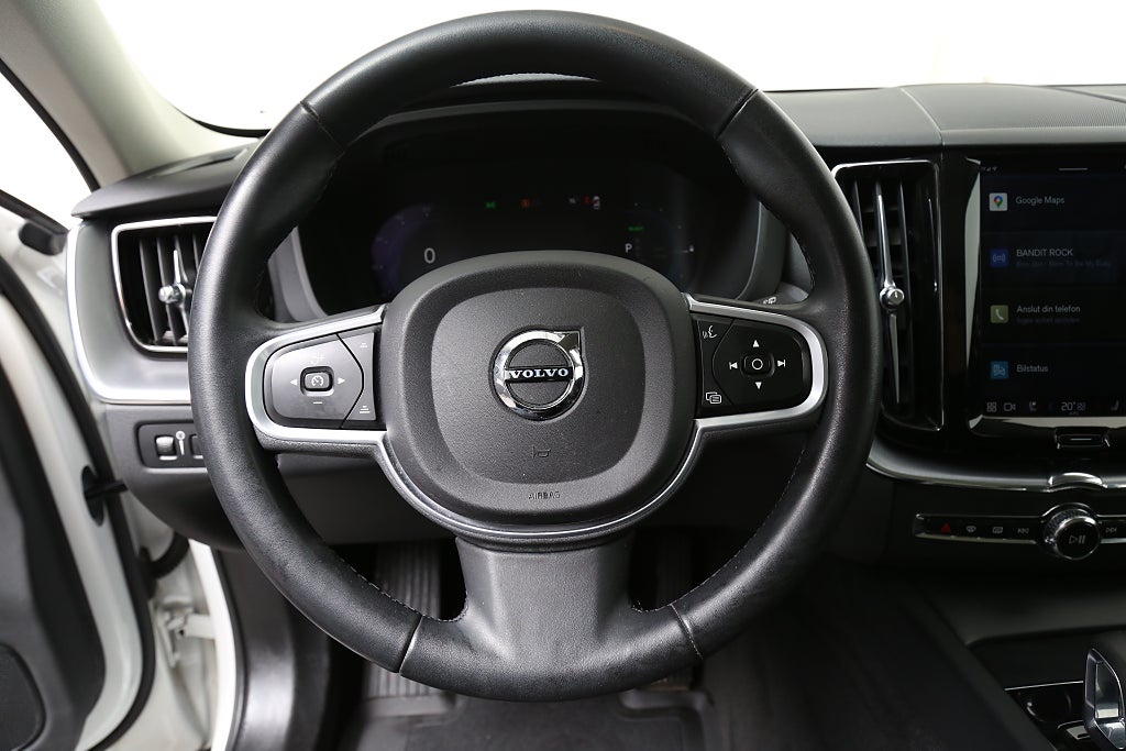 Volvo XC60 Recharge T6 340hk Inscription Exp AWD Pano Läder Drag