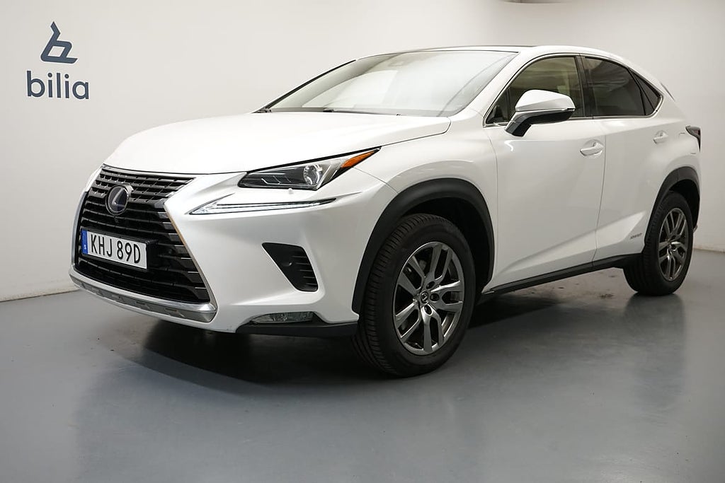 Lexus NX300h Navigation | Glastak | Skinnklädsel