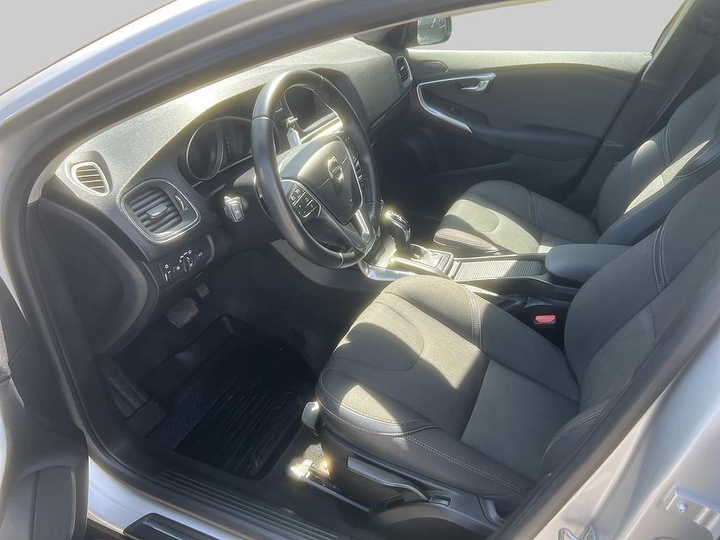 Volvo V40 Cross Country 2018 - miniatyr 6