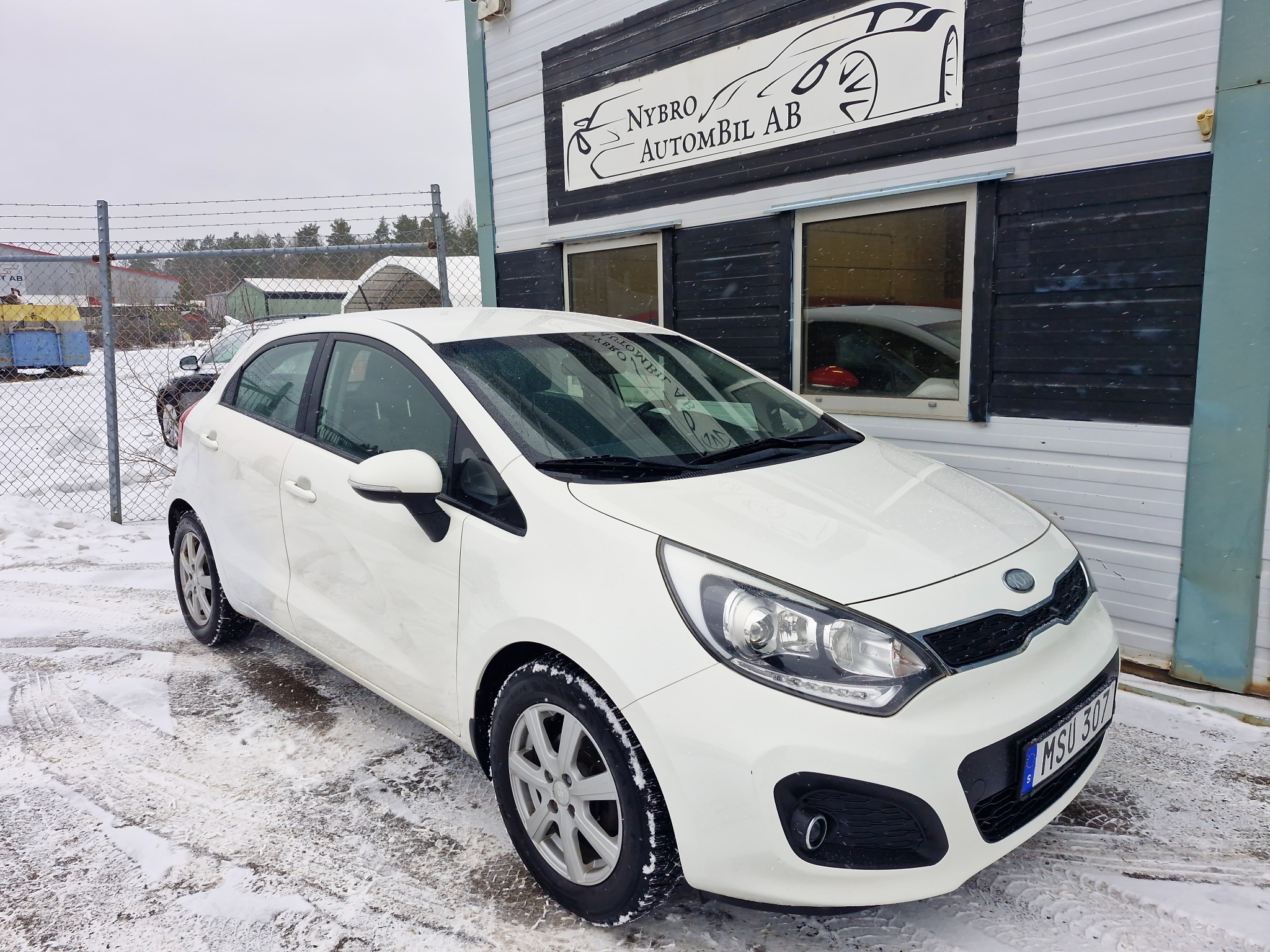 Kia Rio 5-dörrar 1.2 CVVT GLS 2013, photo 3/33