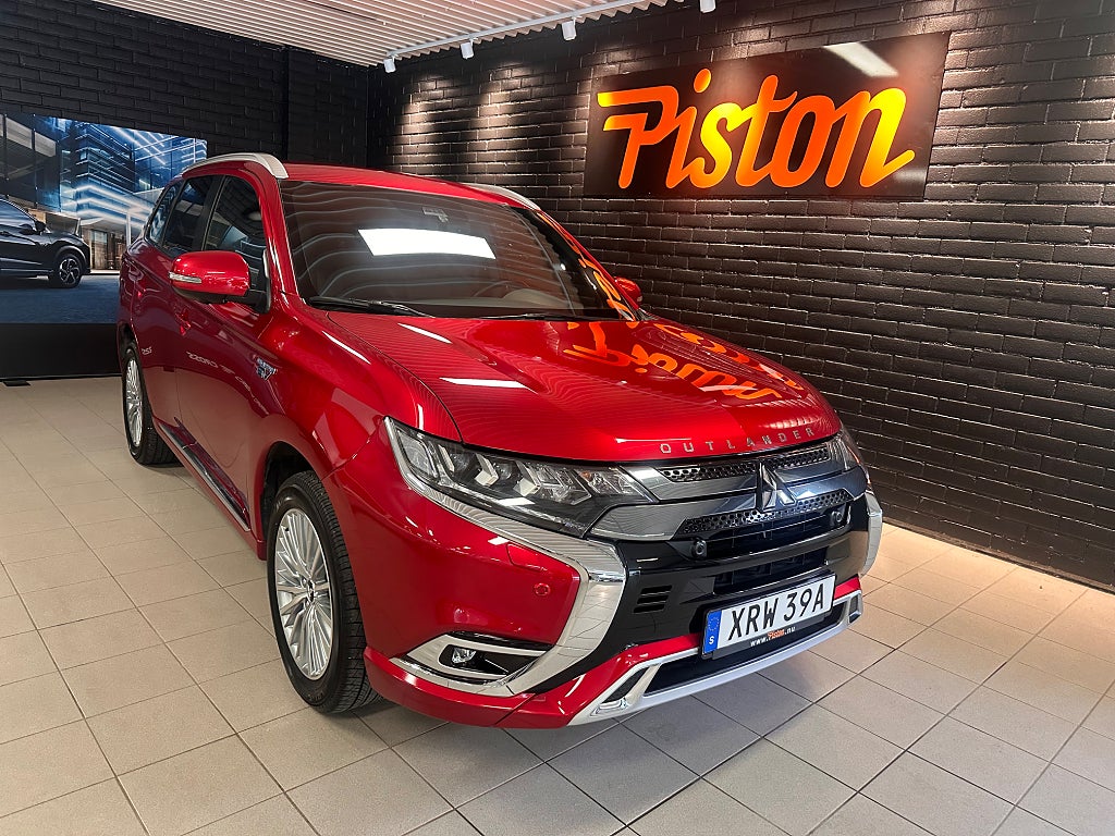Mitsubishi Outlander PHEV CVT Business X