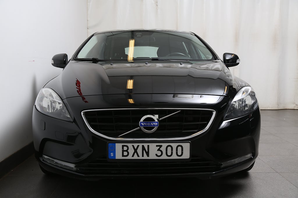 Volvo V40 T2 120hk Kinetic 1ägare Värmare 2014