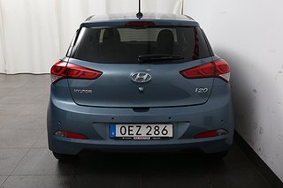 Halvkombi Hyundai i20 5 av 20