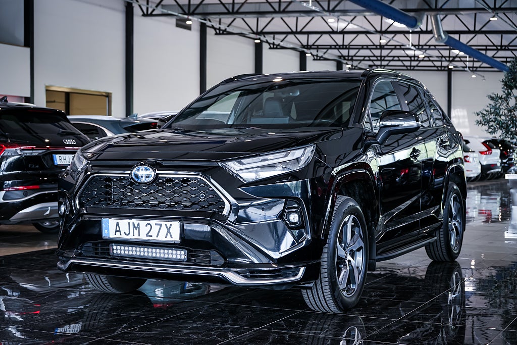 Toyota RAV4 Plug-in Hybrid E-CVT X EDITION | ACC | Kamera | CarPlay