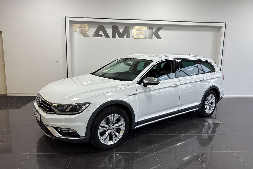 Volkswagen Passat Alltrack 2.0 TDI 4M Cockpit Drag Helskinn