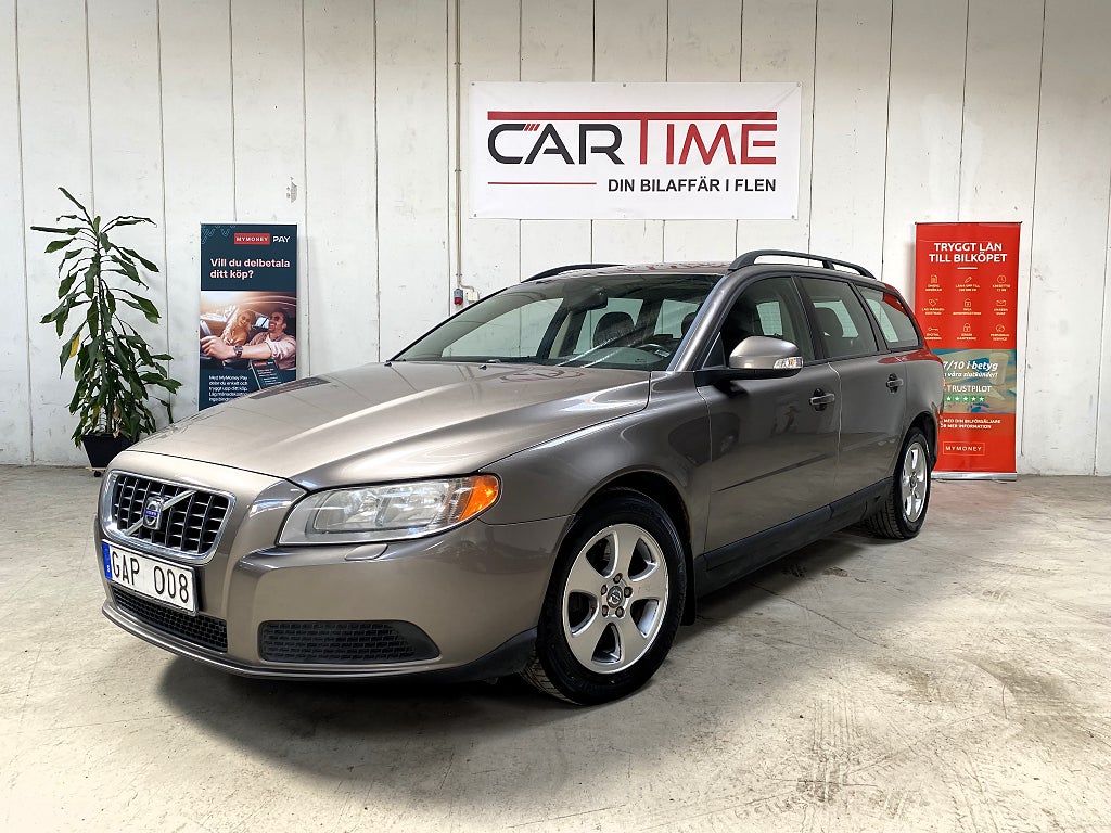 Volvo V70 2.5T Kinetic 200hk / Nybesiktad / Nyservad / Fint Skick