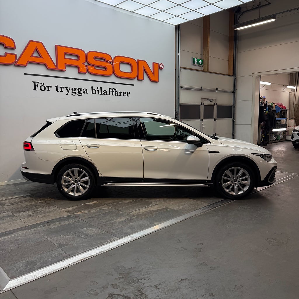 Volkswagen Golf Alltrack 2.0 TDI 4M Alltrack Cockpit Backkamera Värmare Dra
