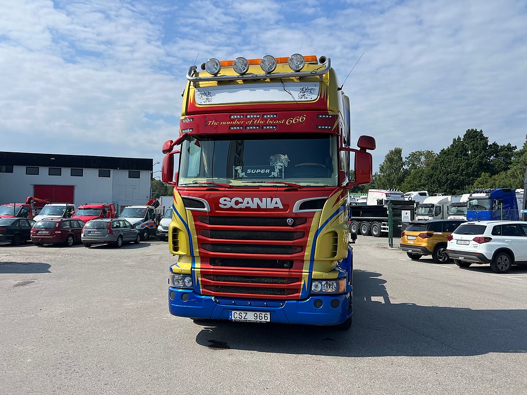 Scania R560 V8 6x4 Tandem, Lastväxlare