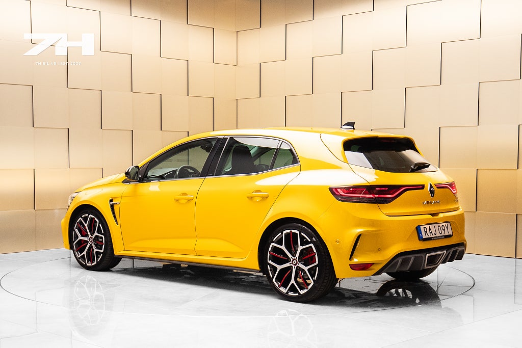 Renault Mégane R.S. Trophy 301 hk / Backkamera / Taklucka / 19" / Moms