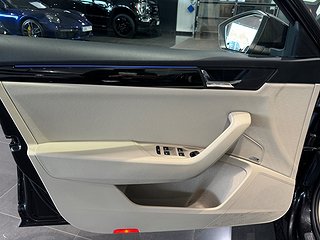 Halvkombi Skoda Superb 16 av 16
