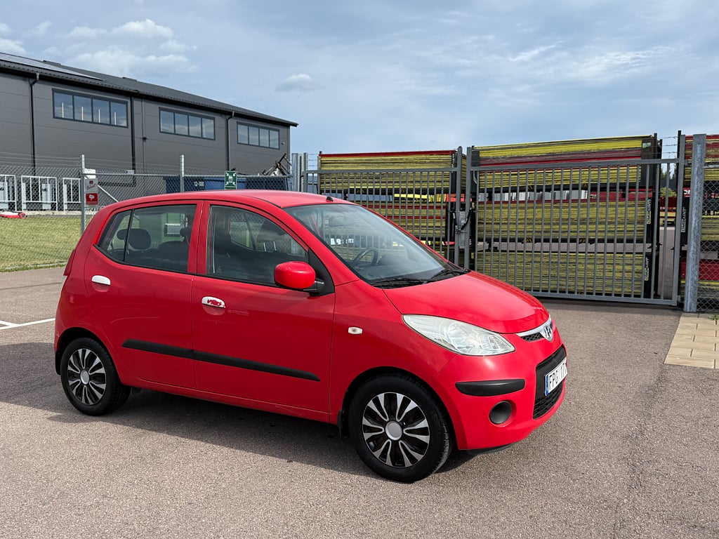 Hyundai i10 1.1 iRDE e-Sense Ny besiktigad