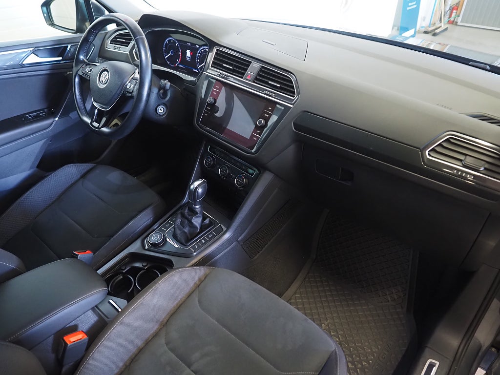 Volkswagen Tiguan TDI 190hk GT 4M R-Line | D-värm | Drag | Cockpit |