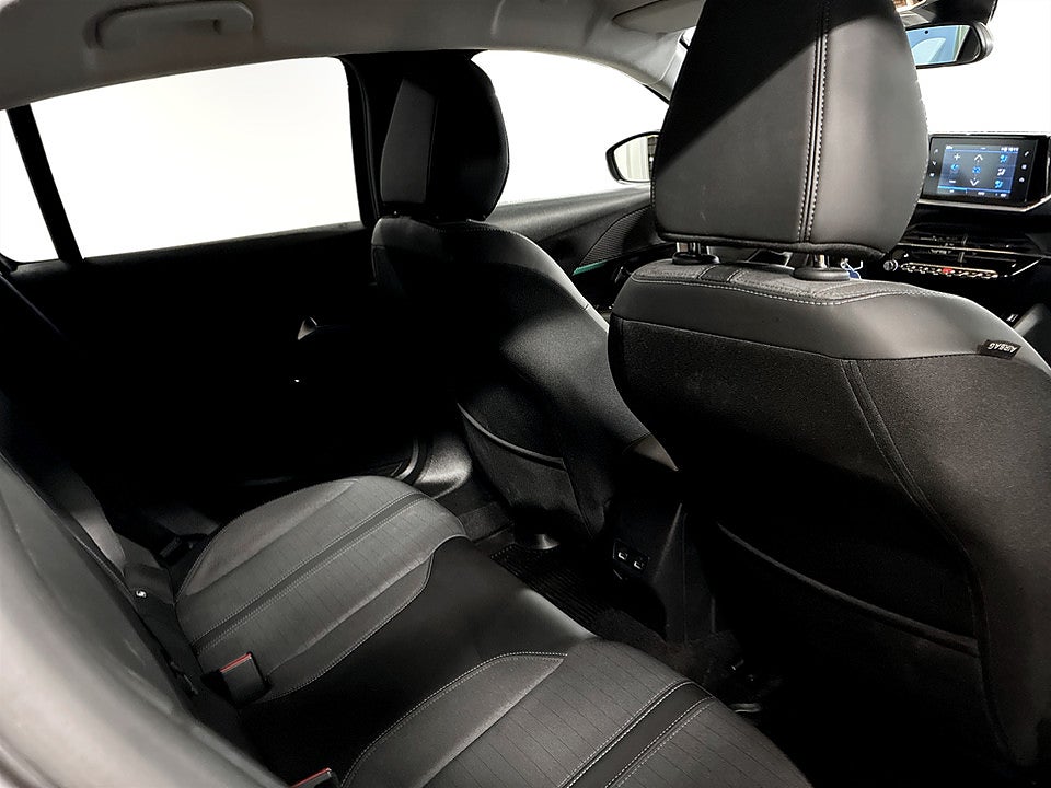 Bild på Peugeot 208 Allure 1.2 PT 100hk Aut  B-KAMERA CARPLAY
