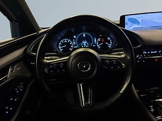 Mazda 3 Hatchback 2.0 AWD Takumi 186hk 10-årsgaranti/360/BOSE – bild 9