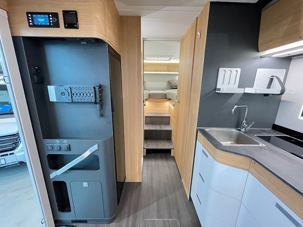 Adria Matrix Plus 670 DL / ALDE / Taksäng / Automat / F2F /  - Adria