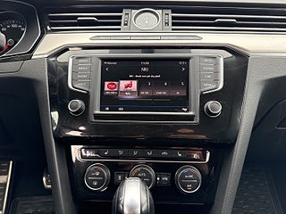 Volkswagen Passat Alltrack 2.0 TDI 4M Alltrack Kamera/Drag/M&D-värmare/CarPlay – bild 11