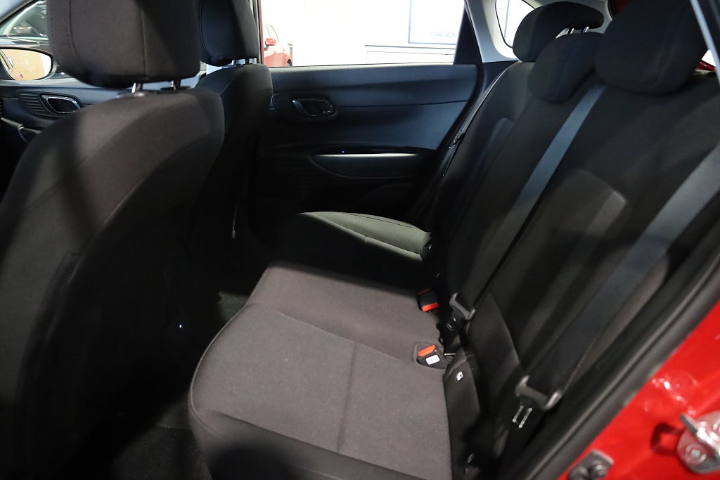 Hyundai i20 1.0 T-GDI AUT Advanced Kamera CarPlay Rattvärme Leasbar