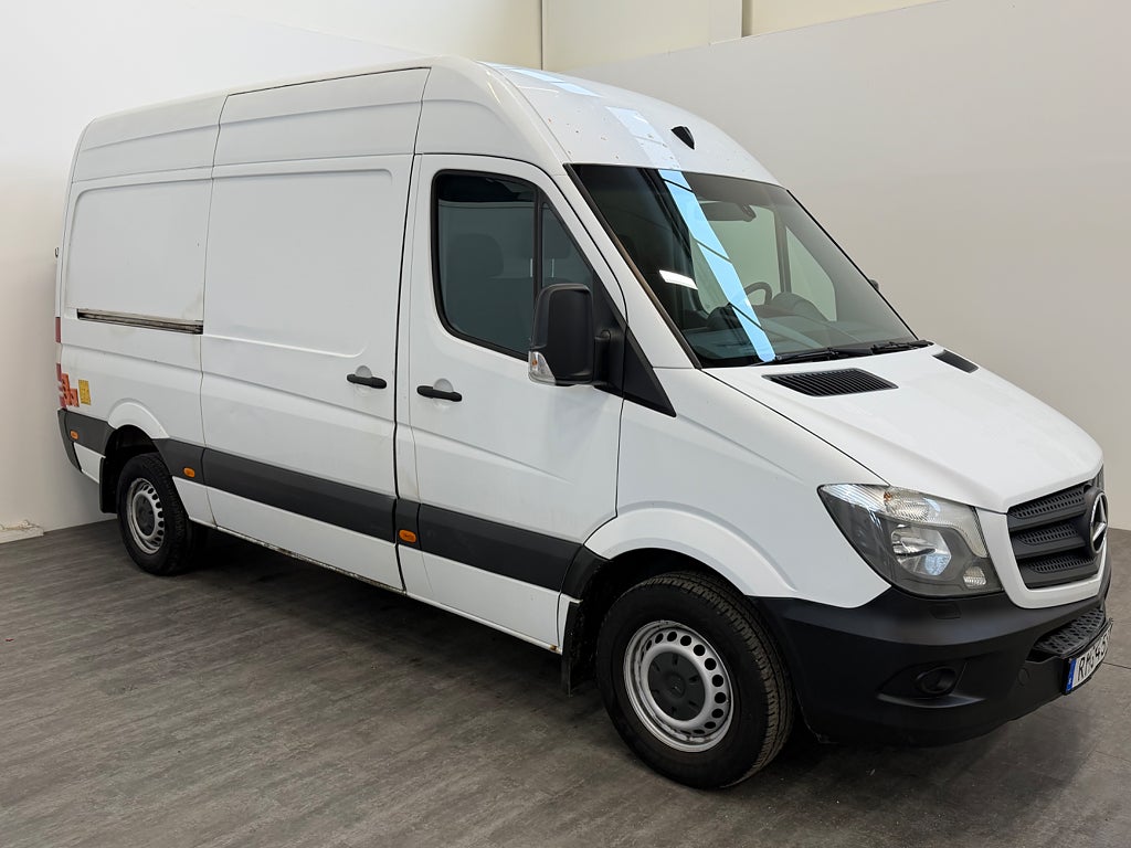 Mercedes-Benz Sprinter 316 Auto Värmare Backkamera Lyft MOMS!