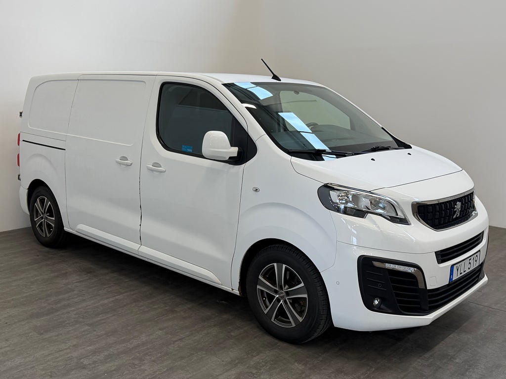 Peugeot Expert 1.6 BlueHDi 115hk Medium CarPlay Kamera 