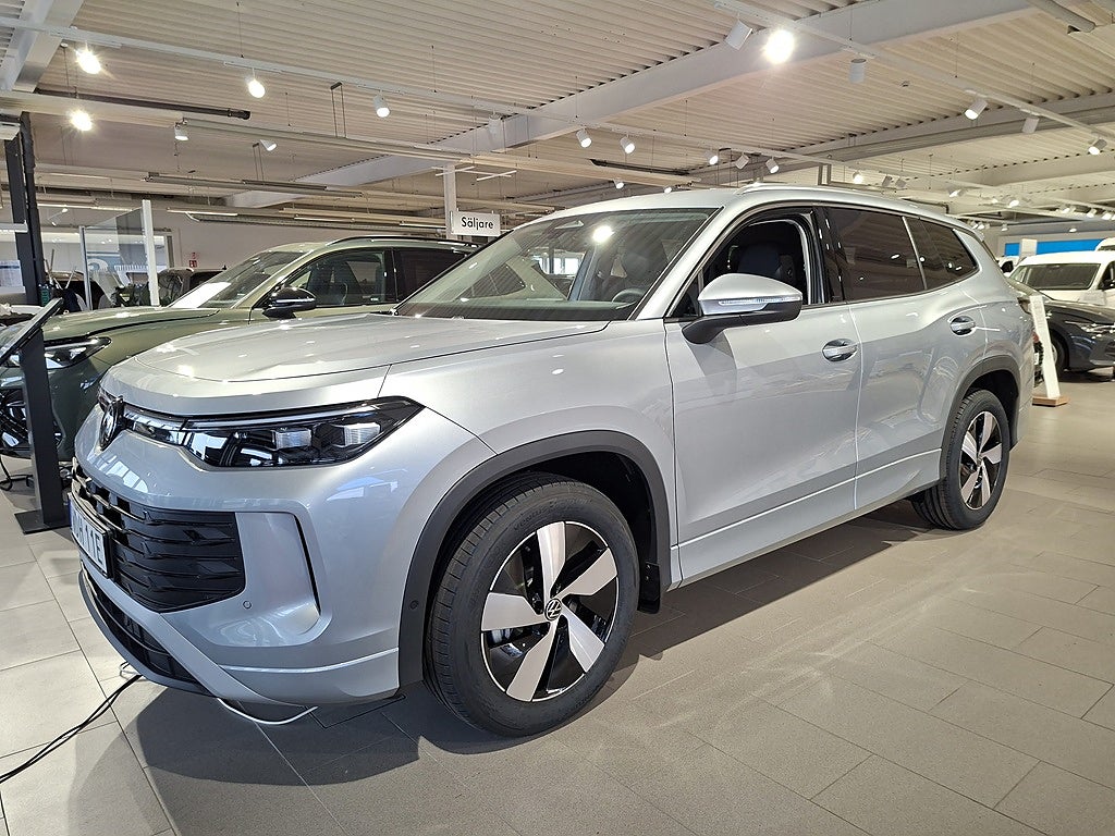 Volkswagen Tayron LIFE eTSI 150HK DSG 7sits Dragkrok