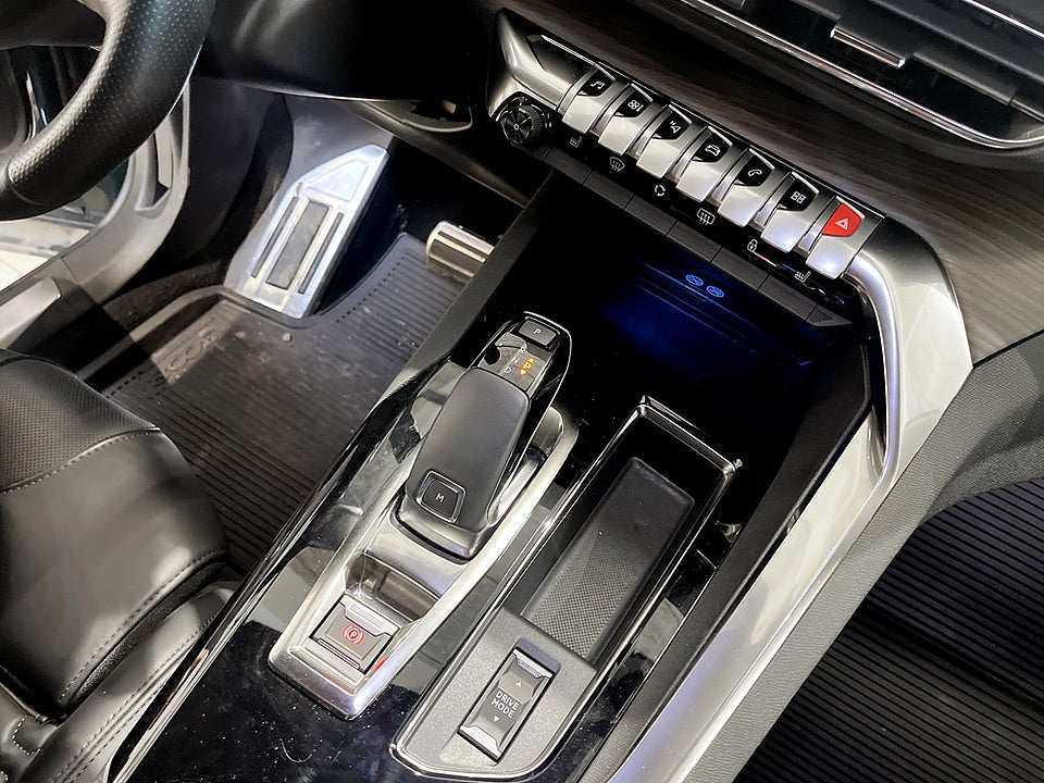Bild på Peugeot 3008 GT Ultimate Business 1.2 PT 130hk Aut B-KAMERA
