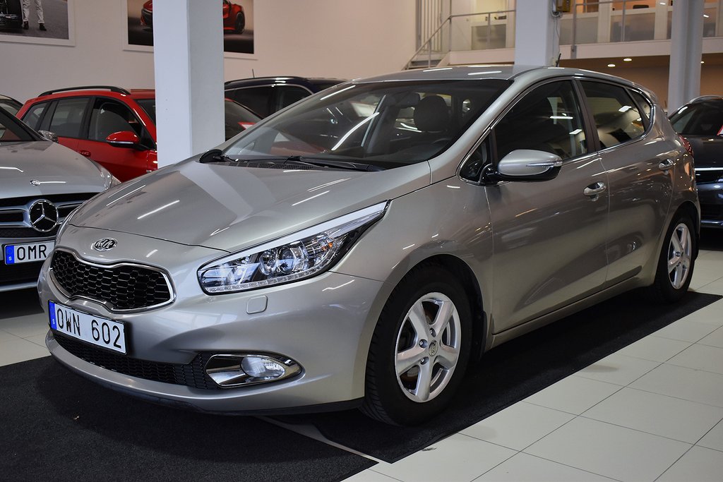 Kia CEED cee'd 1.6 GDI EX Comfort BT 1 Ägare Låga mil Nybes