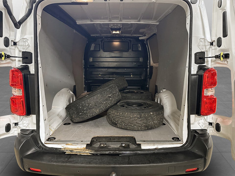 Bild på Citroën Jumpy Bus Pre 2.0 BHDi 145hk Aut L3 WEBASTO DRAG B-KAMERA