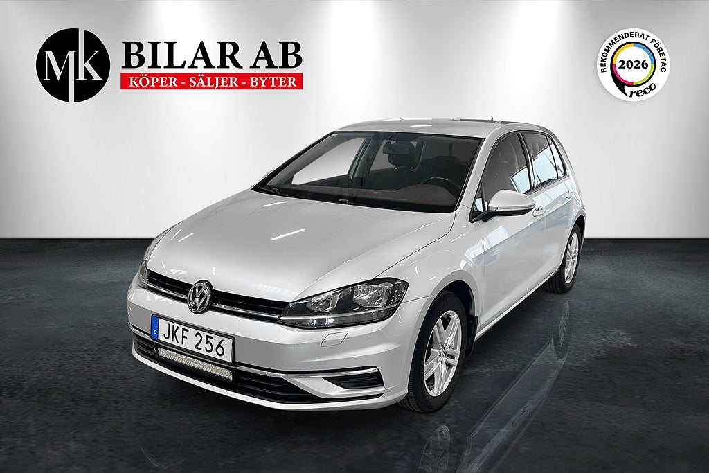 Volkswagen Golf VII 1.0 TSI Base Automat / Låga mil / Ränta 6.95%