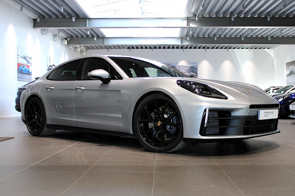 Porsche Panamera 4 E-Hybrid