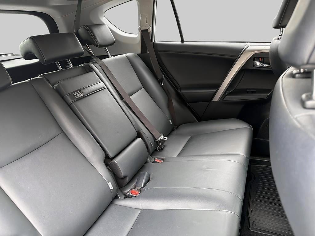 Toyota RAV4 2017 - miniatyr 8