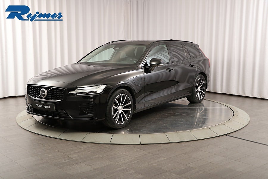 Volvo V60 Recharge T6 Plus Dark