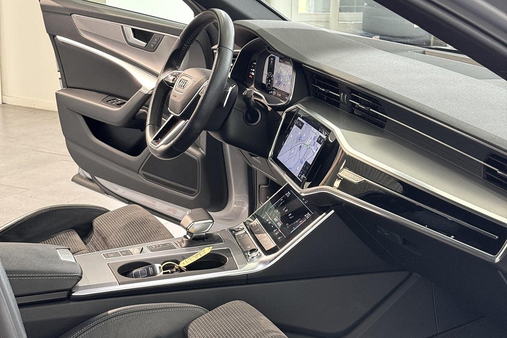 Audi A6 2021 - miniatyr 8