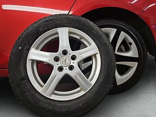 Toyota Prius Hybrid CVT S&V-hjul/HUD/Backkamera