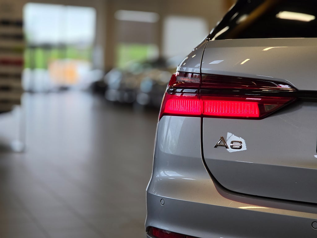 Audi A6 Avant 40 TDI quattro 204 hk / Navi / Värmare / Drag /