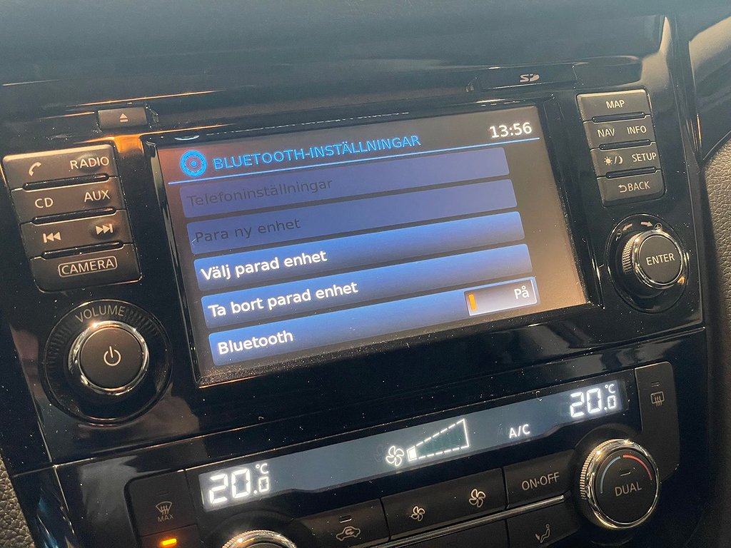 Nissan Qashqai 1.6 | N-Connecta| Backkamera | Navi| Kamkedja 2017