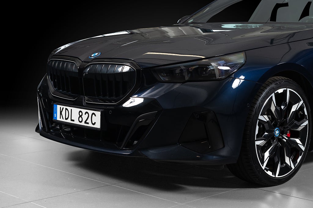 BMW 530e 2025 - miniatyr 5