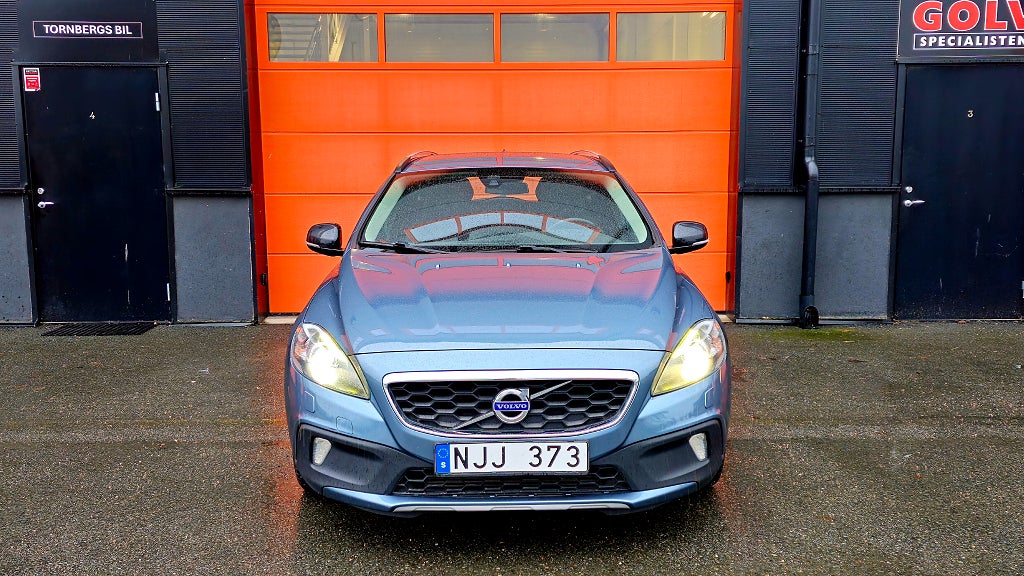 Volvo V40 Cross Country D3 Momentum - *(H)julkampanj*