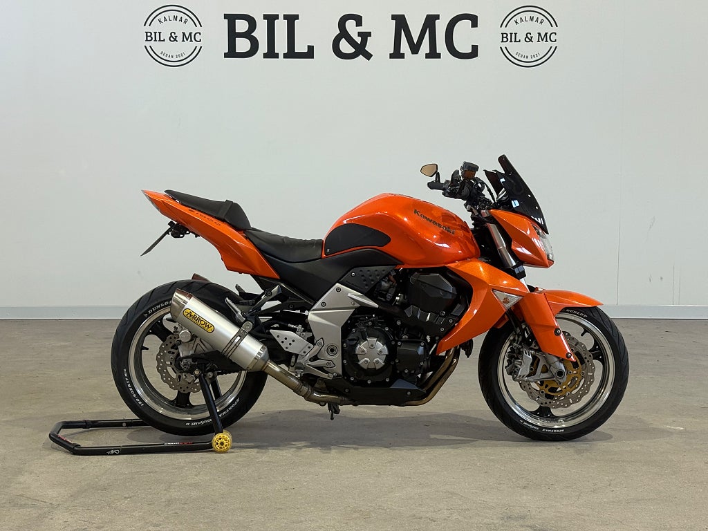 Kawasaki Z1000 Super fin skick. Arrow.  0kr insats 