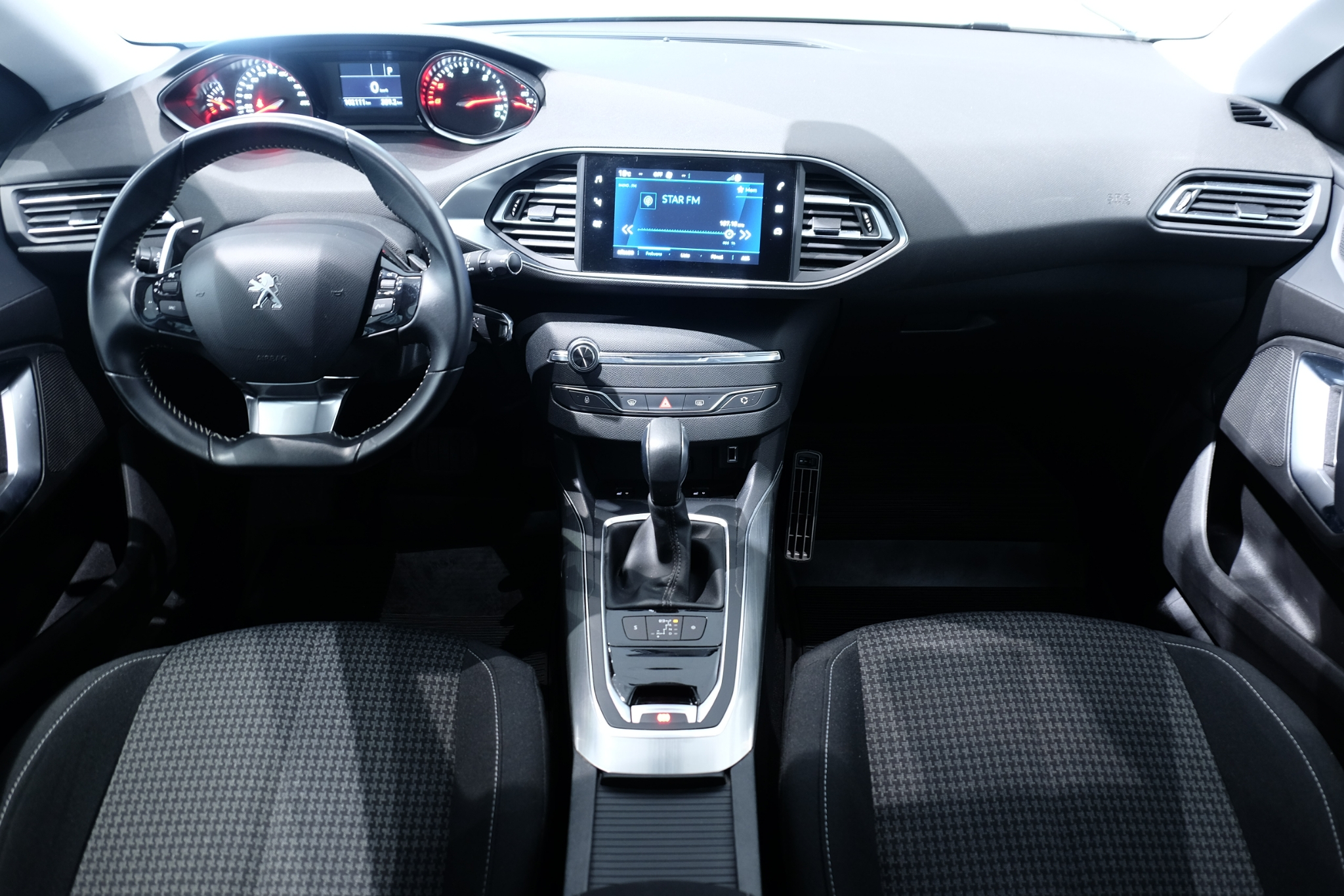 Peugeot 308 2019, bild 6/46