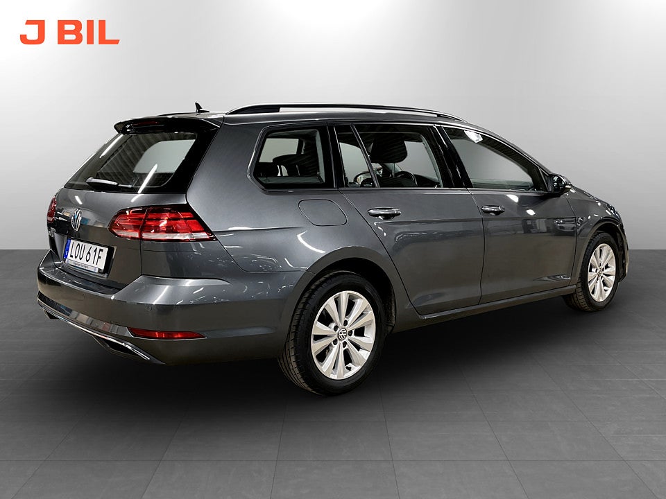 Bild på Volkswagen Golf Sportscombi Base 1.6 TDI 116hk Aut - CARPLAY, P-SENSORER