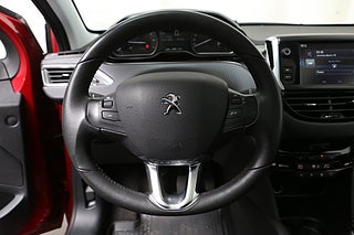 Halvkombi Peugeot 208 15 av 22