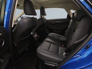 Lexus NX 300h 2.5 AWD E-CVT Business Line S&Vhjul/Drag/Kamera – bild 13