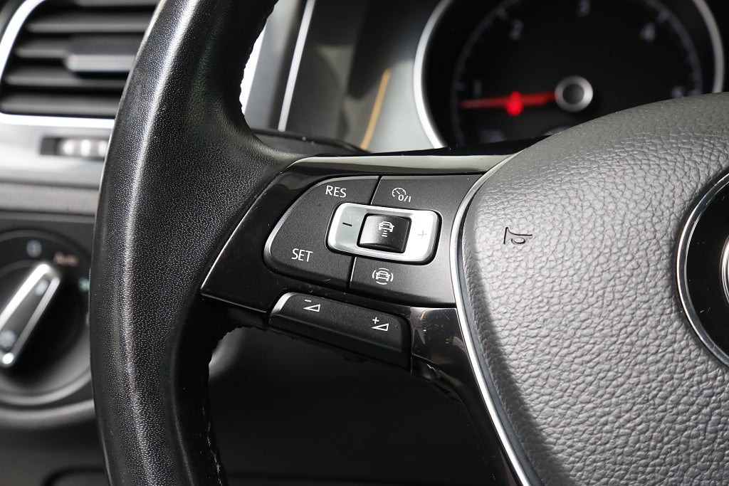 Volkswagen Golf Alltrack 2,0 TDI 184hk 4Motion Alltrack DSG Värmare Drag 2019