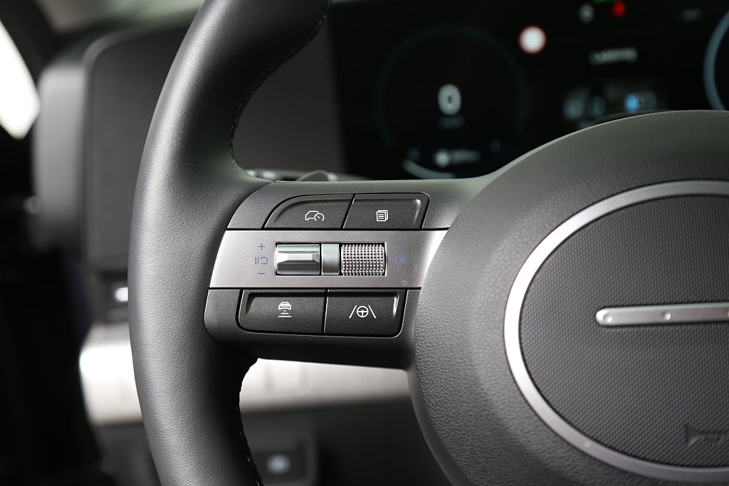 Hyundai Kona Hybrid 1.6 GDi DCT Advanced 360-kamera | Moms