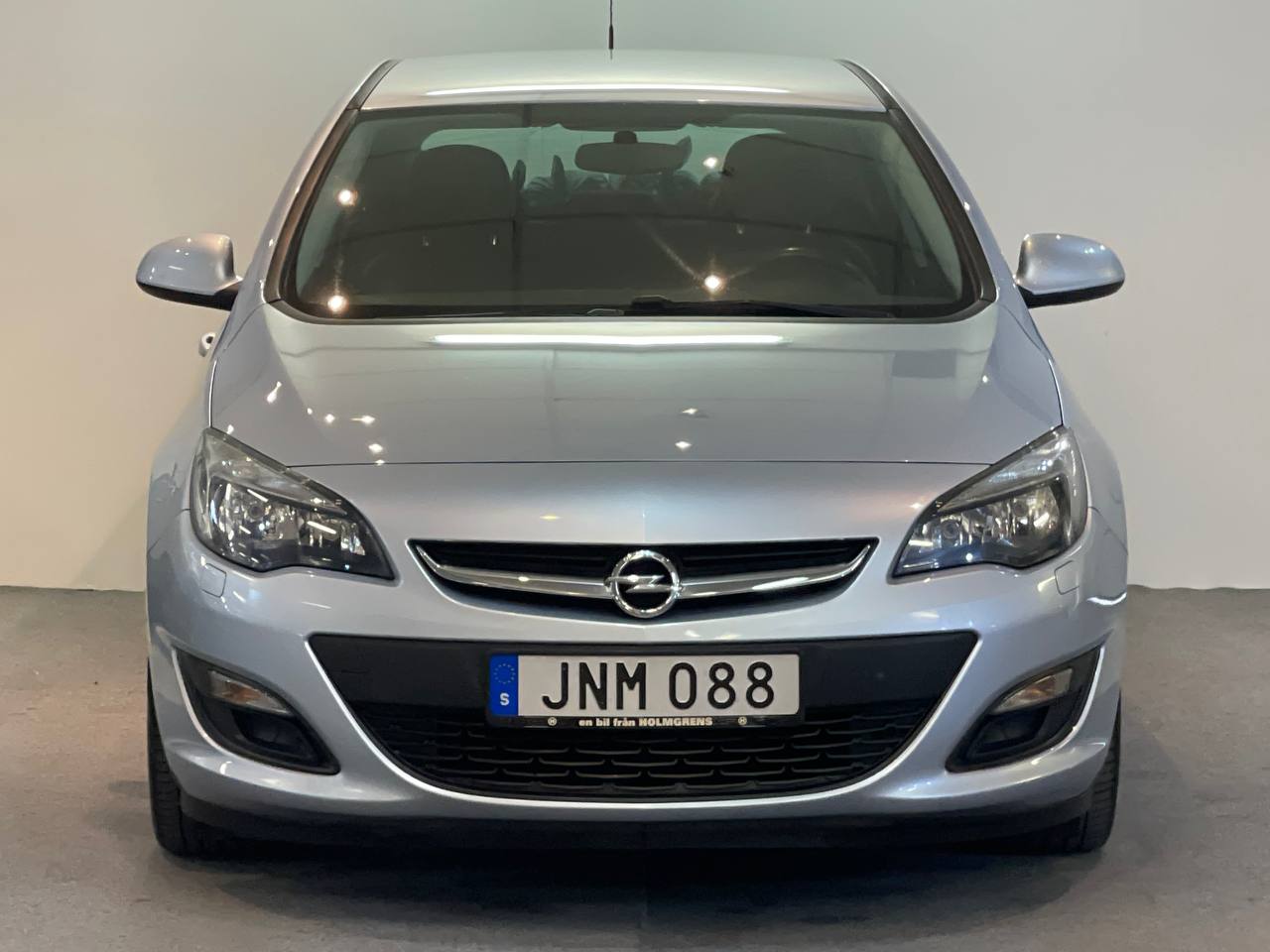 Opel Astra 1.4 TURBO AUTOMAT 2015, bild 2/36